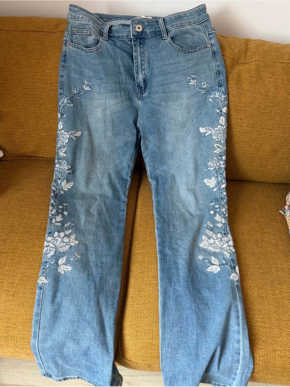 Women’s Light Blue Embroidered Jeans